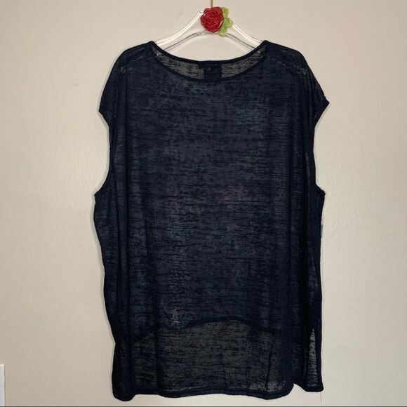 CLICHE’ COUTURE Shortsleeves Hi-Lo Top Blouse - Picture 3 of 7